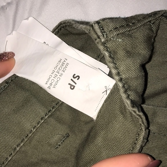 Cargo Pants - Picture 4 of 4